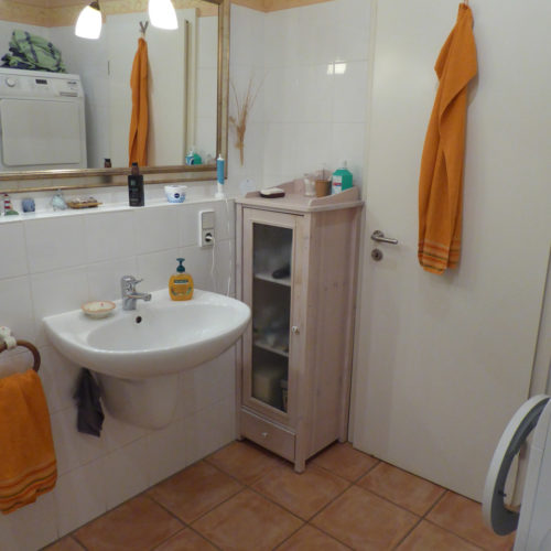 Badezimmer Vorher-Nachher - Waschtisch vorher