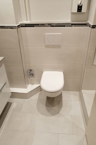 Kundenbeispiel Badezimmer neu WC